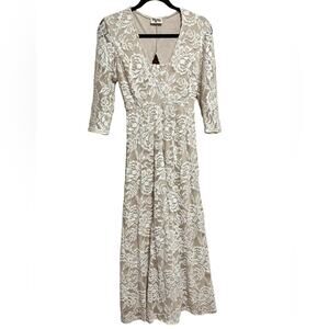 Show Me Your Mumu Tan and White Lace 3/4 Sleeve Dress with Keyhole Back Medium